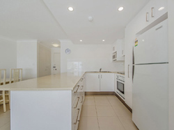 19th Avenue On The Beach