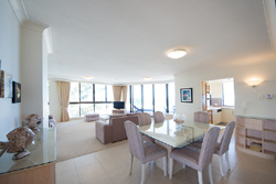 Albatross North Apartments