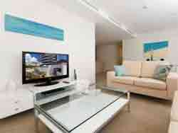 Ambience On Burleigh Beach