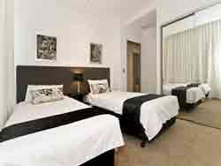 Ambience On Burleigh Beach