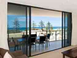 Ambience On Burleigh Beach