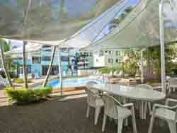 Aqualine Apartments On The Broadwater