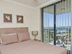 Aqualine Apartments On The Broadwater