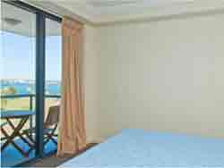 Aqualine Apartments On The Broadwater