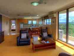 Aristocrat Apartments