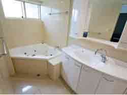 Bayview Beach Holiday Apartments