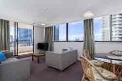 Breakfree Cosmopolitan