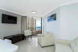 Breakfree Cosmopolitan