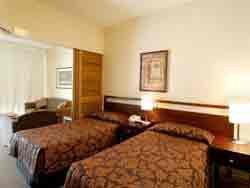 Broadbeach Savannah Resort