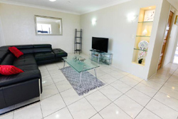 Broadwater Shores Waterfront Apartments
