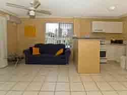 Budds Beach Apartments