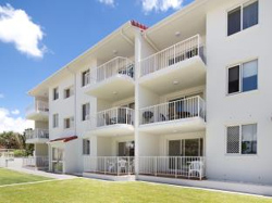 Burleigh Point Holiday Apartments