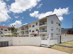 Burleigh Point Holiday Apartments