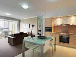 Chancellor Lakeside Apartments