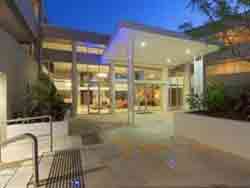 Chancellor Lakeside Apartments