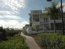 Chancellor Lakeside Apartments