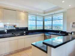 Contessa Holiday Apartments