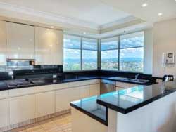 Contessa Holiday Apartments