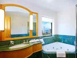 Crowne Plaza Gold Tower