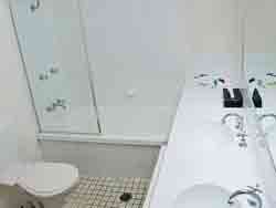 Islander Resort Hotel