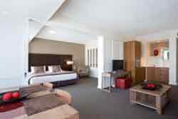 Mantra Legends Hotel