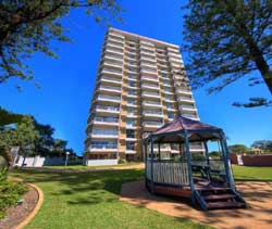 Narrowneck Court Holiday Apartments