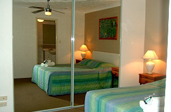 Oceanside Cove Holiday Apartments