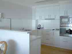 Pacific Surf Absolute Apartments