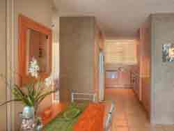 President Holiday Apartments