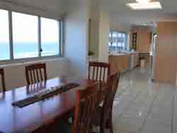 President Holiday Apartments