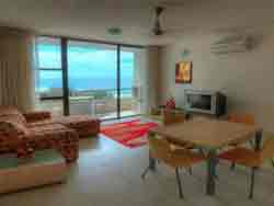 President Holiday Apartments