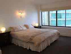 President Holiday Apartments