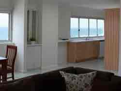 President Holiday Apartments