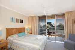 Rainbow Commodore Apartments