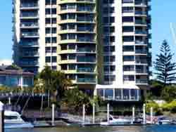 Surfers Hawaiian Apartments