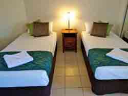 Surfers Hawaiian Apartments