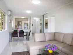 surfers Riverside Apartments