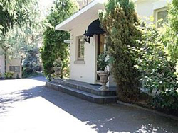 Grosvenor Court Apartments