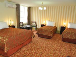 Hadley's Orient Hotel