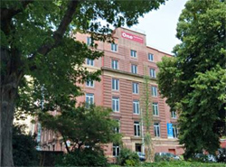 Mantra One Sandy Bay Road