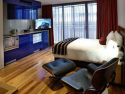 Salamanca Wharf Hotel