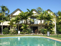 Hinchinbrook Marine Cove Resort
