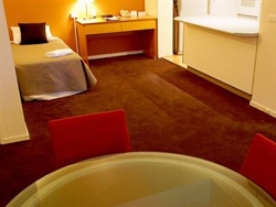 Best Western Riverside Apartments