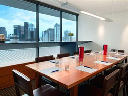 Hilton Melbourne South Wharf