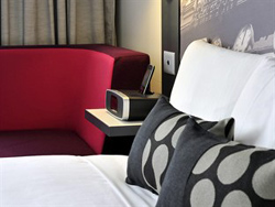 Mercure Melbourne Treasury Gardens