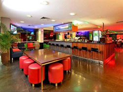 Mercure Melbourne Treasury Gardens