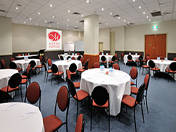 Metro Apartments On Bank Place