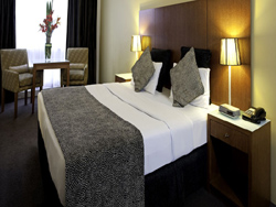 Park Regis Griffin Suites 