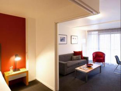 Punthill Apartment Hotel  Little Bourke