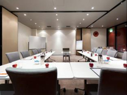 Punthill Apartment Hotel  Little Bourke